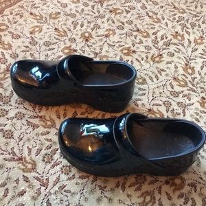 Black Patten Danskos!